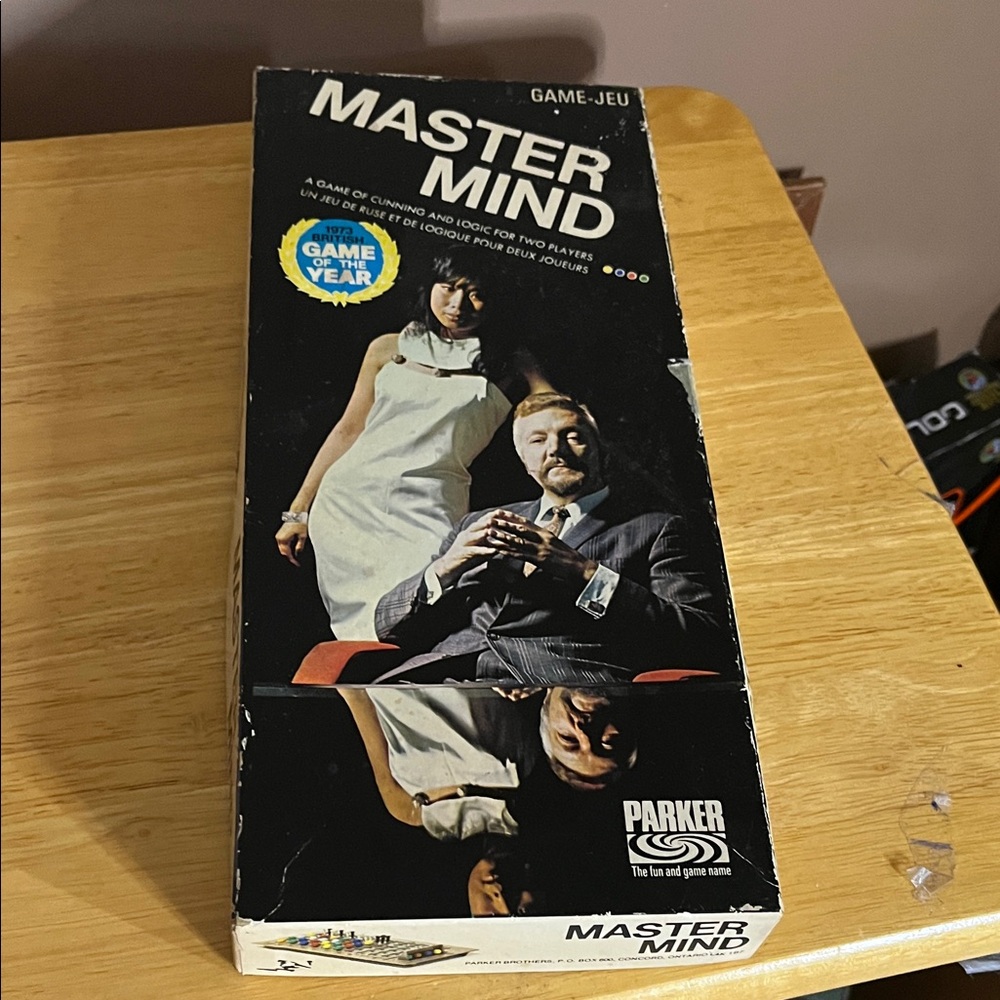 😄Vintage mastermind game 1972
